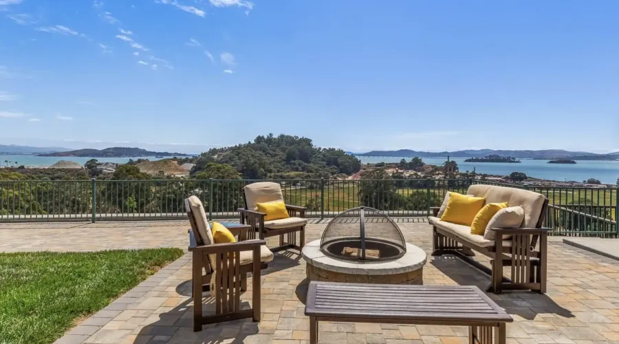 126 San Marino Drive, San Rafael, California, United States, 5 Bedrooms Bedrooms, ,4 BathroomsBathrooms,Residential,For Sale,1946447